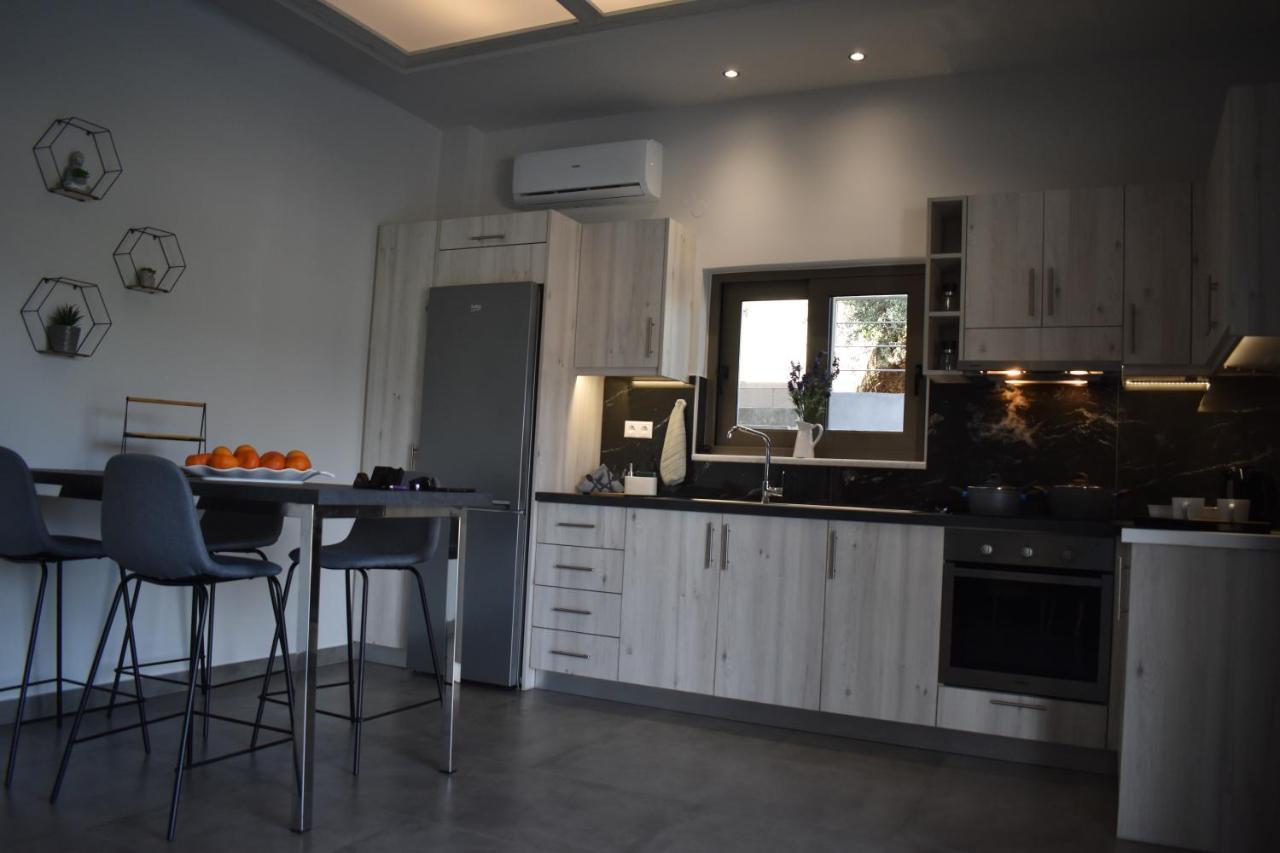 Athina'S Cozy House Apartment Sfakianalion Exterior foto